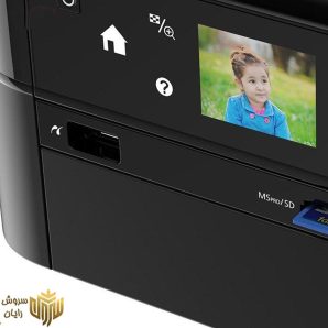 دارای صفحه نمایش لمسی رنگی به ابعاد ۶.۹ مورب
